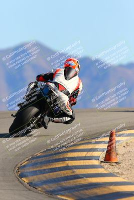 media/Jan-14-2022-Apex Assassins (Fri) [[4609ad47be]]/Trackday 2/Session 3/Turn 12 Backside/